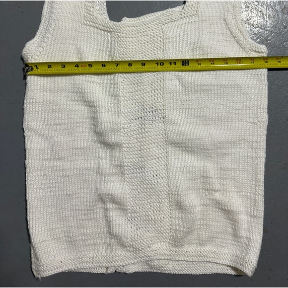 vintage hand crocheted tank top with back button closure size large - Picture 3 of 4